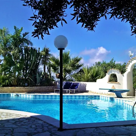 Equipped With Private Pool And Panoramic Sea Views Tonnara di Bonagia