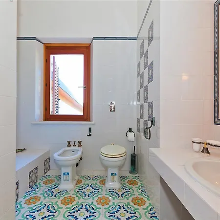 Equipped With Private Pool And Panoramic Sea Views