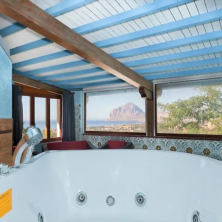 Equipped With Private Pool And Panoramic Sea Views Holiday home *