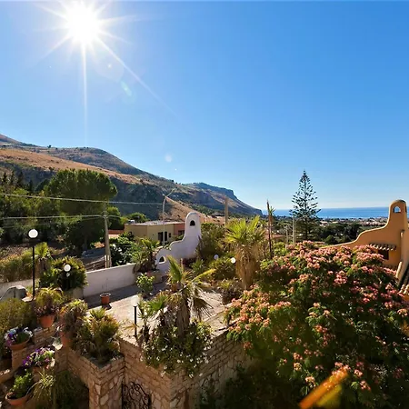 Holiday home Equipped With Private Pool And Panoramic Sea Views Tonnara di Bonagia