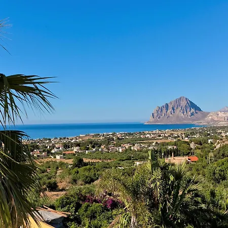 Equipped With Private Pool And Panoramic Sea Views Tonnara di Bonagia